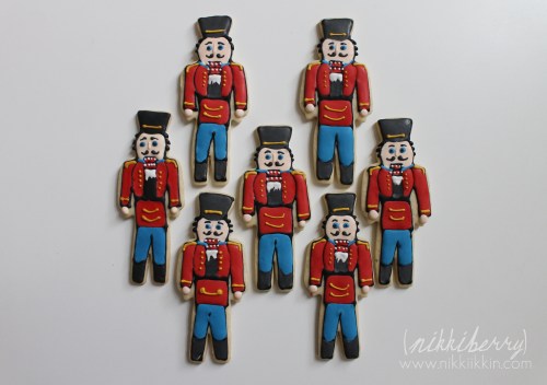 nikkiikkin nutcracker cookies 7