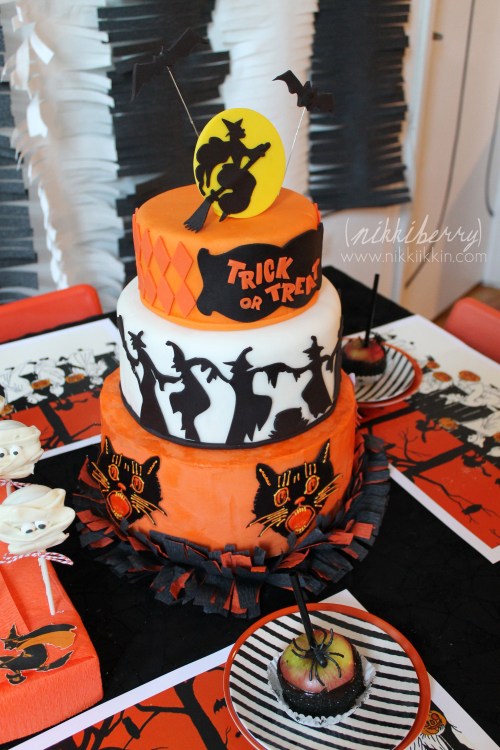 nikkiikkin halloween party 2